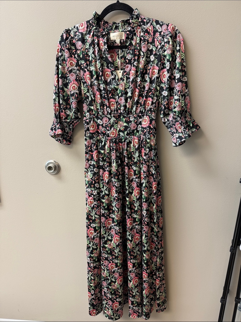 NWT MELLODAY Black Maxi Dress with Pink and Green Floral Print